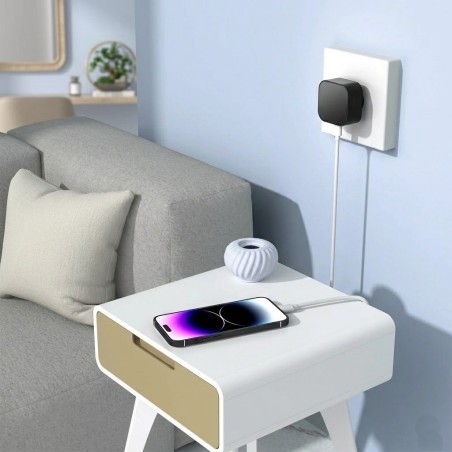 Telecamera WiFi Full HD integrata in caricatore USB Type-C