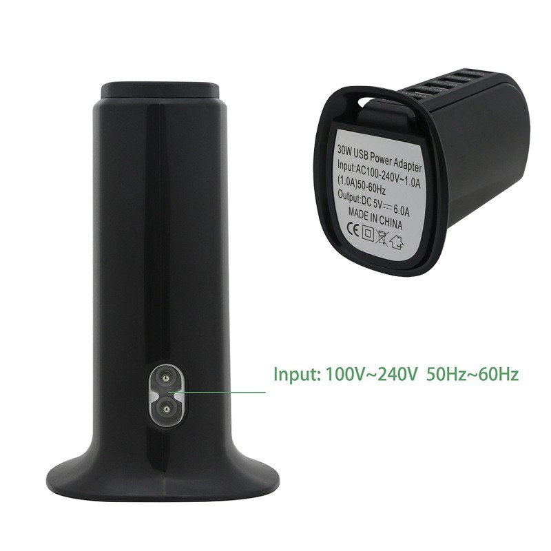Fotocamera con stazione di ricarica USB accessibile da remoto